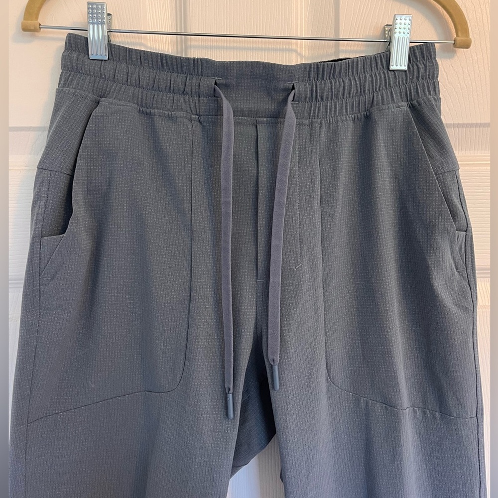 Lululemon Men's License to Train Jogger in slate/blue
